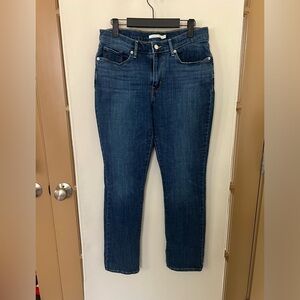 Levi's Womens 29 Blue Medium Wash Mid Rise Classic Straight Leg Jeans‎
